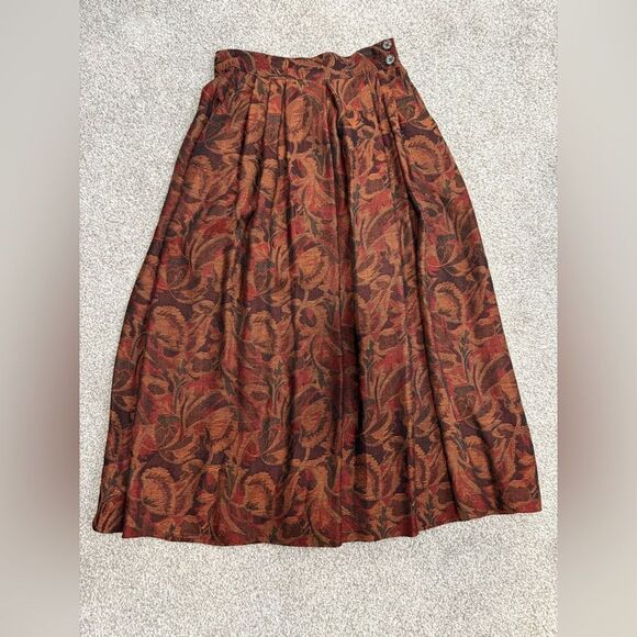 Dior Dresses & Skirts - Christian Dior Vintage 80’s Pleated Tapestry Skirt Size 8 (Fits like a size 2)